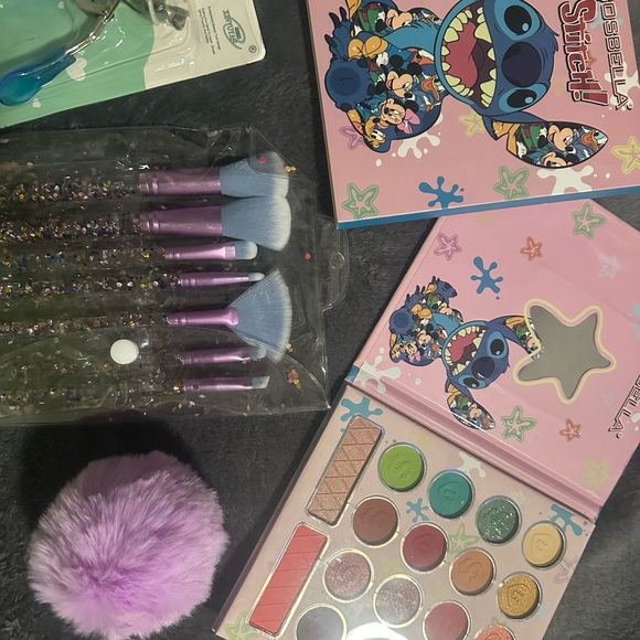 Stitch - Picture 2 of 3